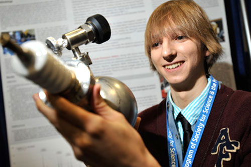 テイラー・ウィルソン14歳で核融合炉を作ることに成功
